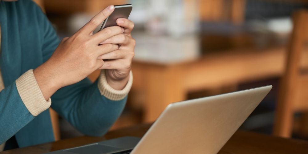 Principales ladrones de tiempo: notificaciones, llamadas de teléfono o emails.
