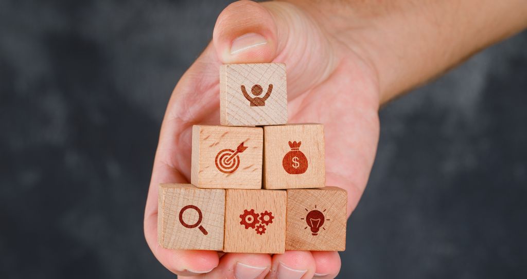 Iconos que muestran las diferentes soft skills necesarias para liderar el cambio.