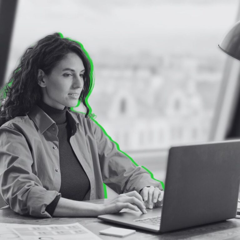 Profesional en BN realizando un curso online de Business English de Kleinson.